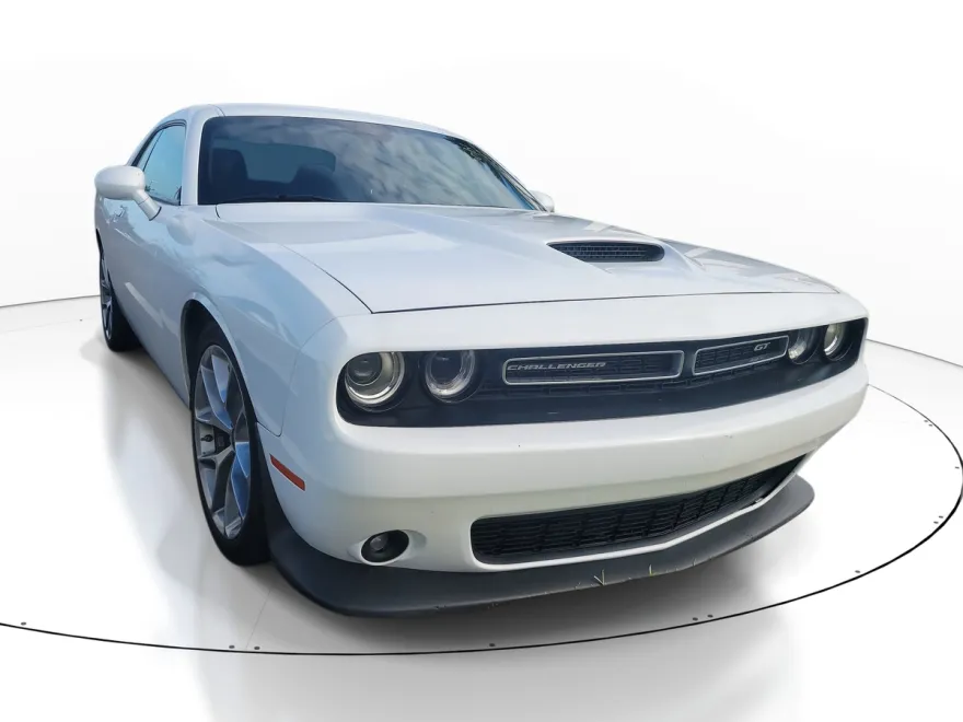 2022 Dodge Challenger GT photo 1