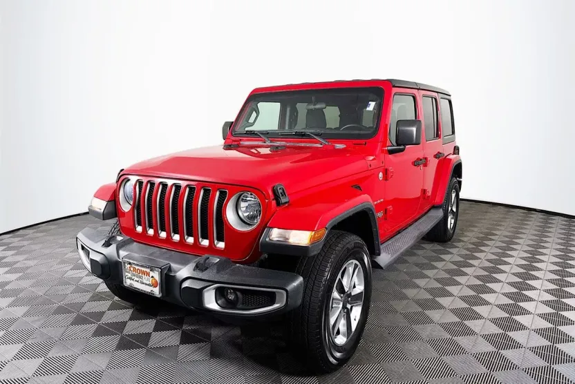 2019 Jeep Wrangler Unlimited Sahara photo 1
