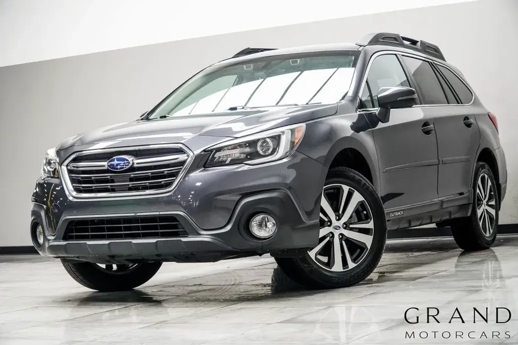 2019 Subaru Outback 2.5i Limited photo 1