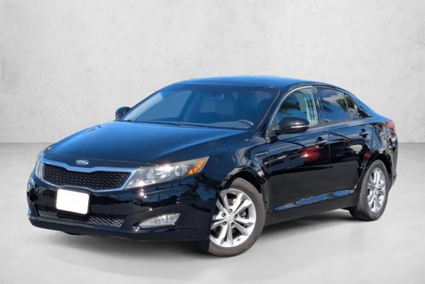 2013 Kia Optima EX photo 1