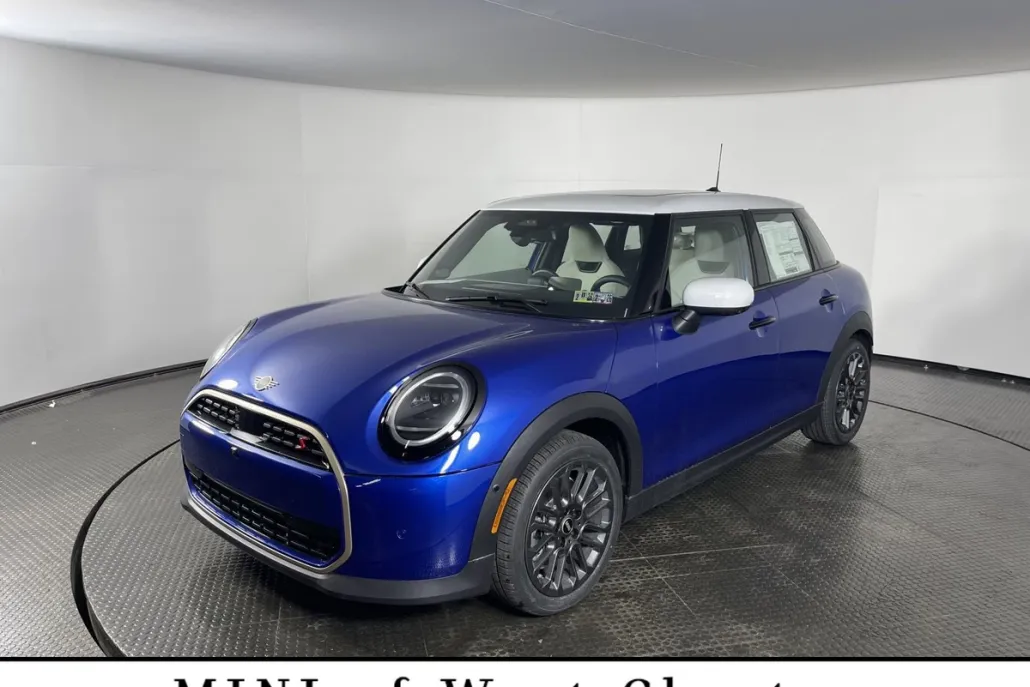 2025 Mini Cooper 2 Door S Hardtop Iconic photo 1