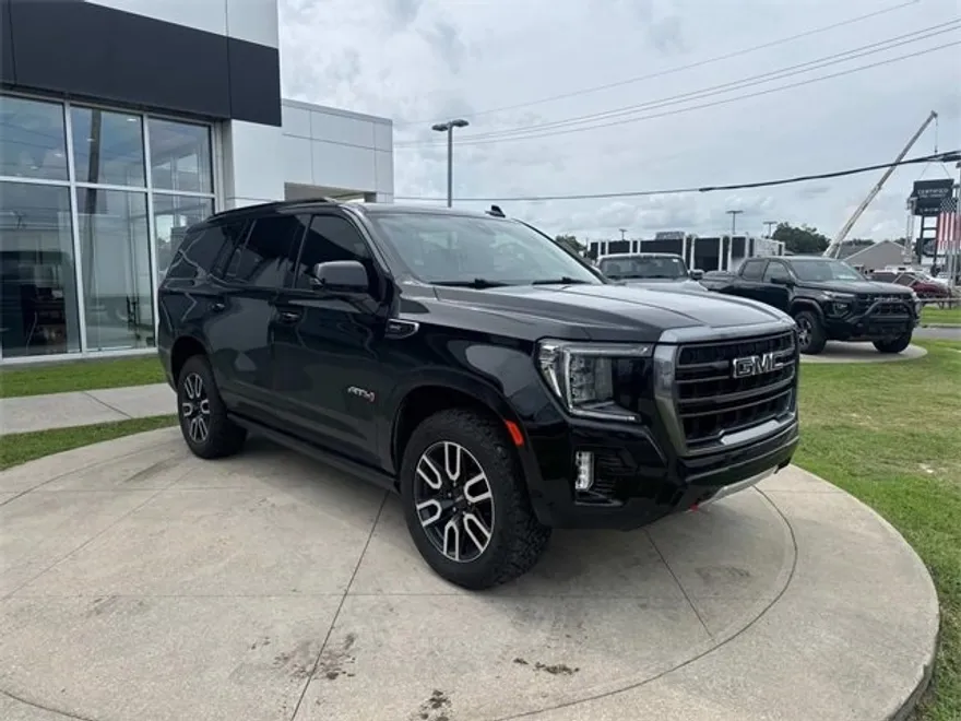 2022 Gmc Yukon AT4 photo 1