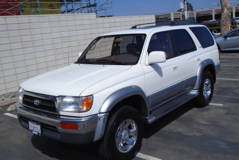 1996 Toyota 4Runner Limited photo 1