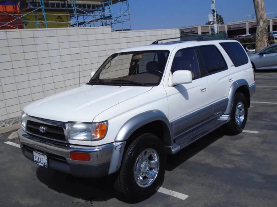 1996 Toyota 4Runner Limited photo 1