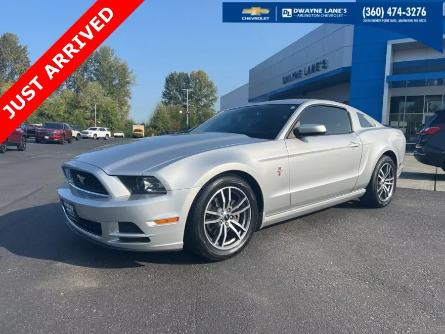 2014 Ford Mustang V6 Premium photo 1