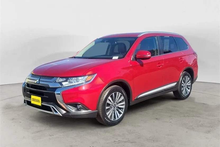 2020 Mitsubishi Outlander SEL photo 1