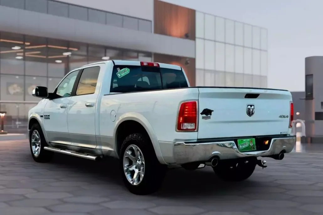 2014 Ram 1500 Laramie photo 1
