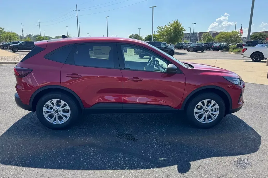 2025 Ford Escape Active photo 1