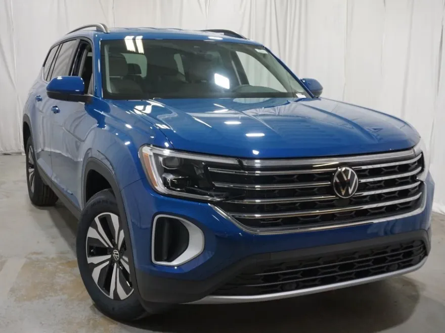 2025 Volkswagen Atlas SE photo 5