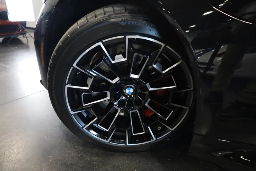 2025 Bmw M5 5 Touring photo 1