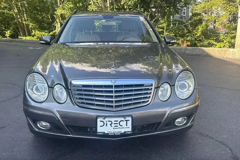 2008 Mercedes Benz E 350 4MATIC Wagon photo 1