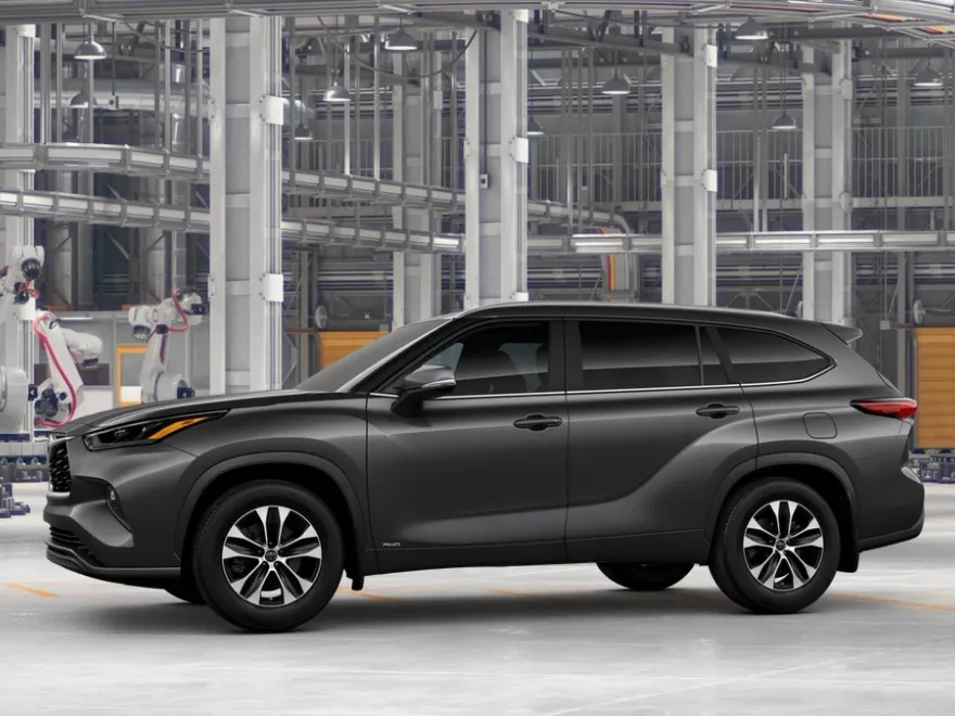 2025 Toyota Highlander Hybrid XLE photo 1
