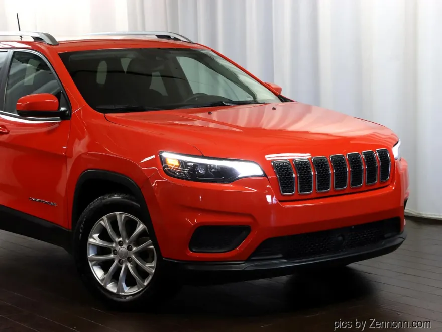 2021 Jeep Cherokee Latitude photo 1