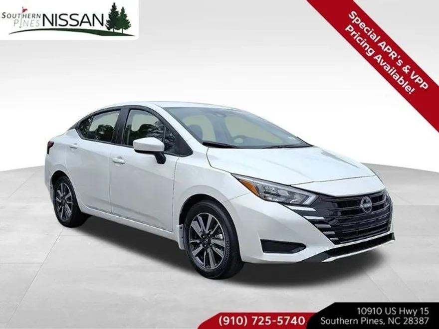 2025 Nissan Versa SV photo 1