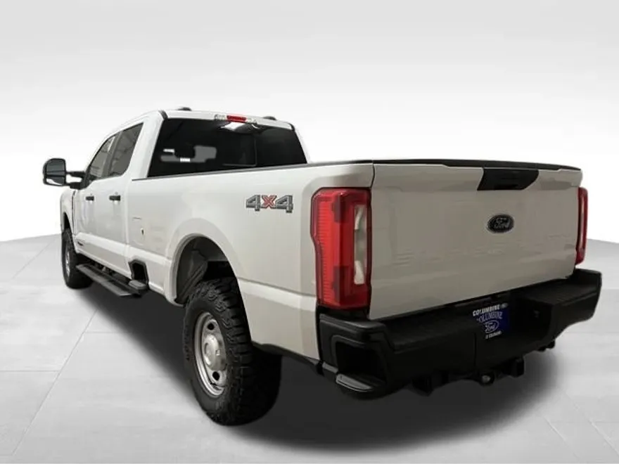2025 Ford F-250 photo 1