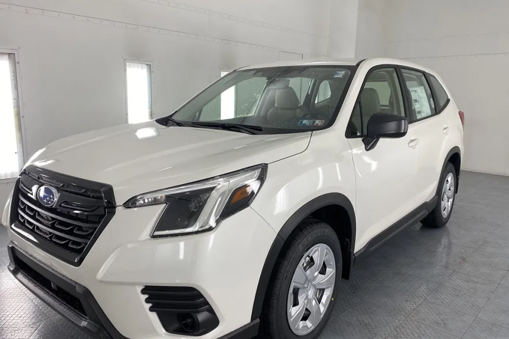 2024 Subaru Forester Base photo 1