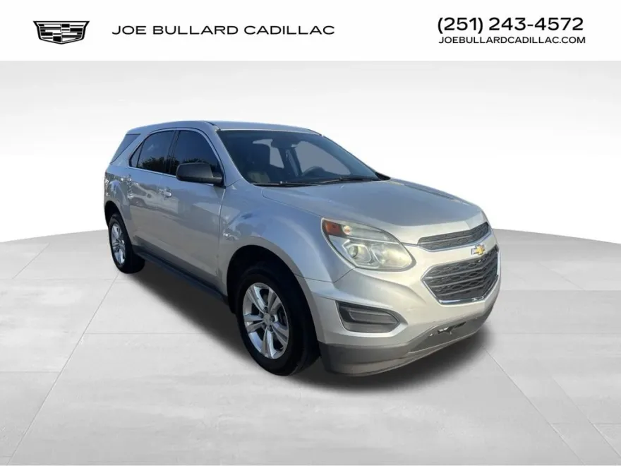 2017 Chevrolet Equinox LS photo 1