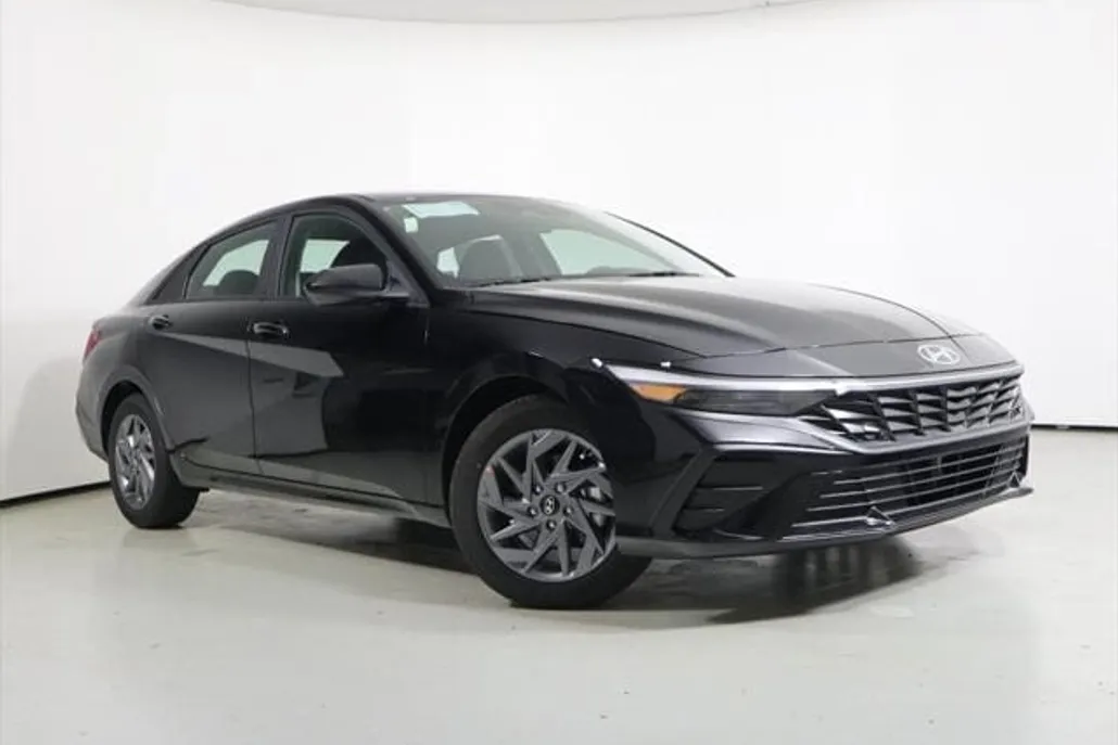 2024 Hyundai Elantra Hybrid Blue photo 1