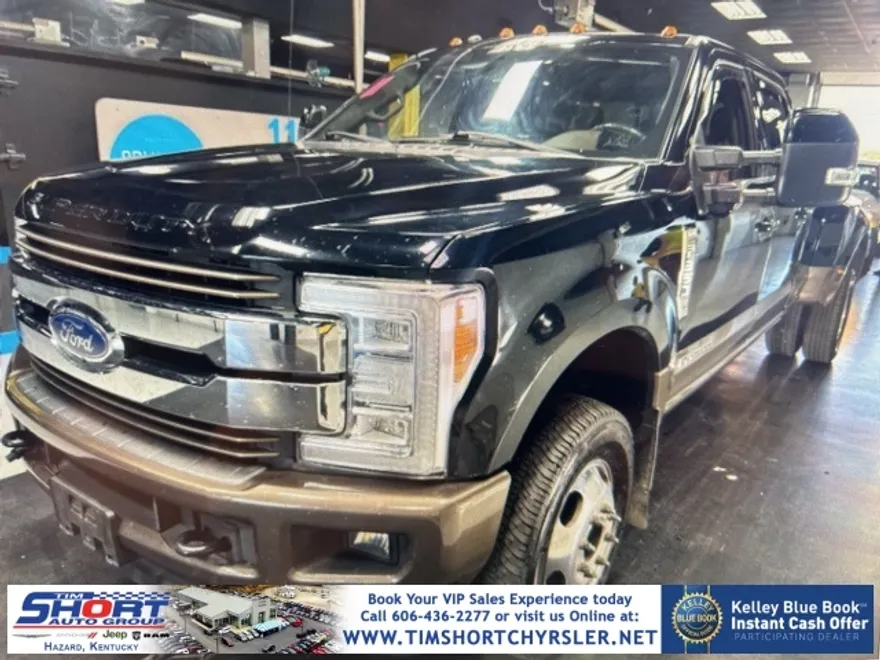 2017 Ford F-350 photo 1