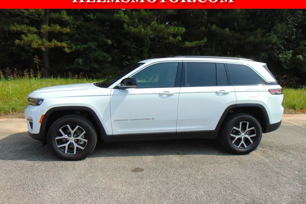 2024 Jeep Grand Cherokee Limited photo 1
