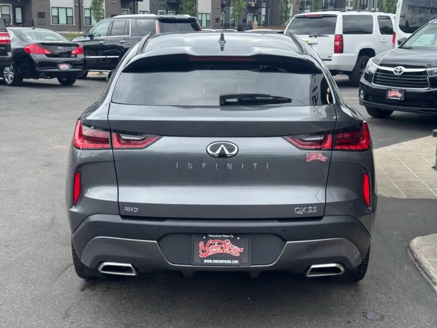 2022 Infiniti QX55 Essential photo 1