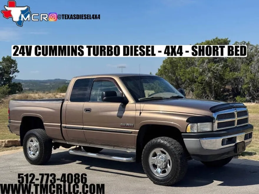 2001 Dodge Ram SLT photo 1
