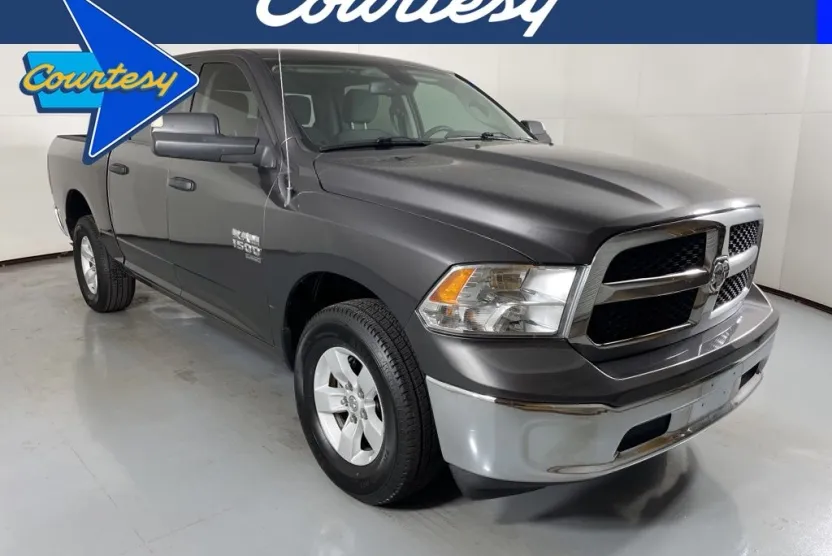 2023 Ram 1500 Classic SLT photo 1