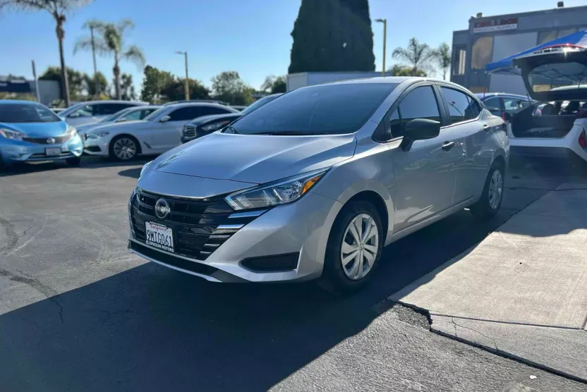 2024 Nissan Versa S photo 1