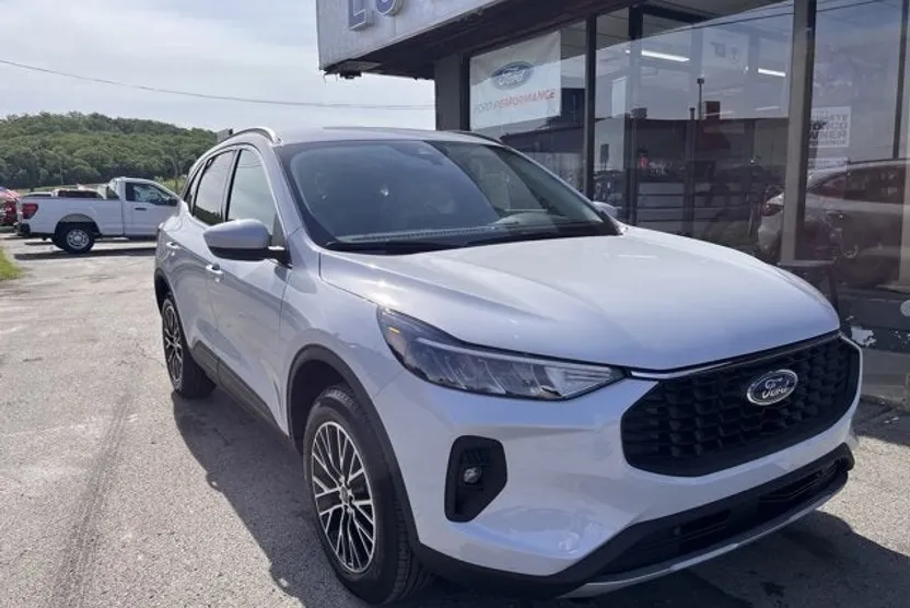 2025 Ford Escape Plug-In Hybrid photo 1