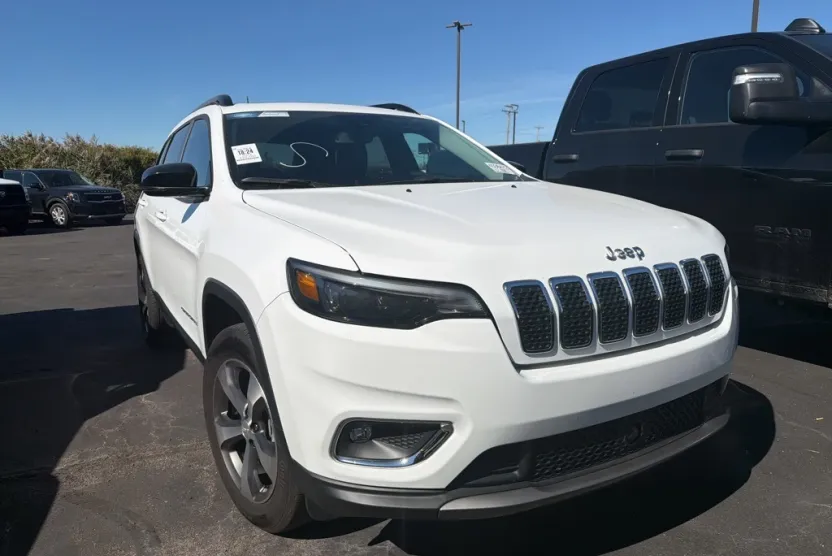 2022 Jeep Cherokee Limited photo 1