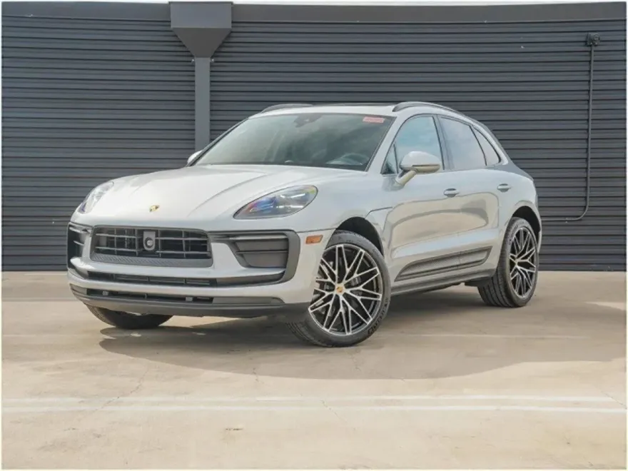 2025 Porsche Macan Base photo 1