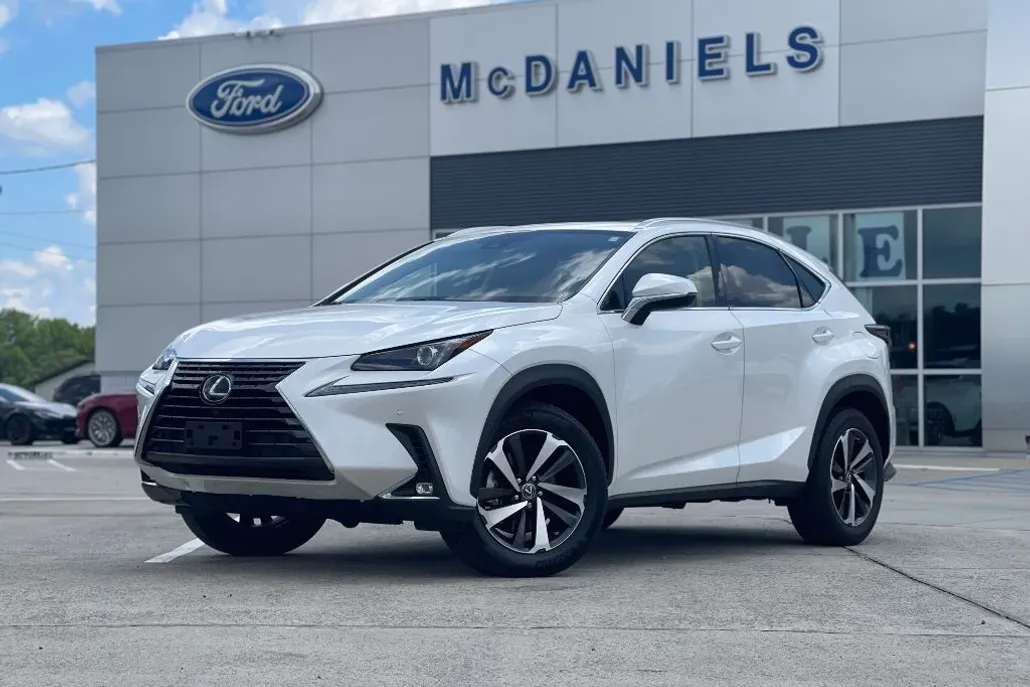 2021 Lexus NX 300 photo 1