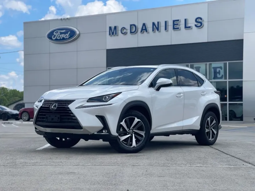 2021 Lexus NX 300 photo 1