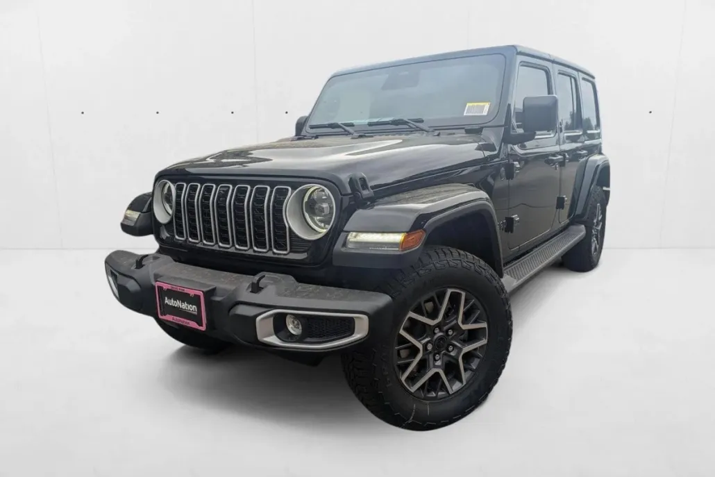 2025 Jeep Wrangler Sahara photo 1