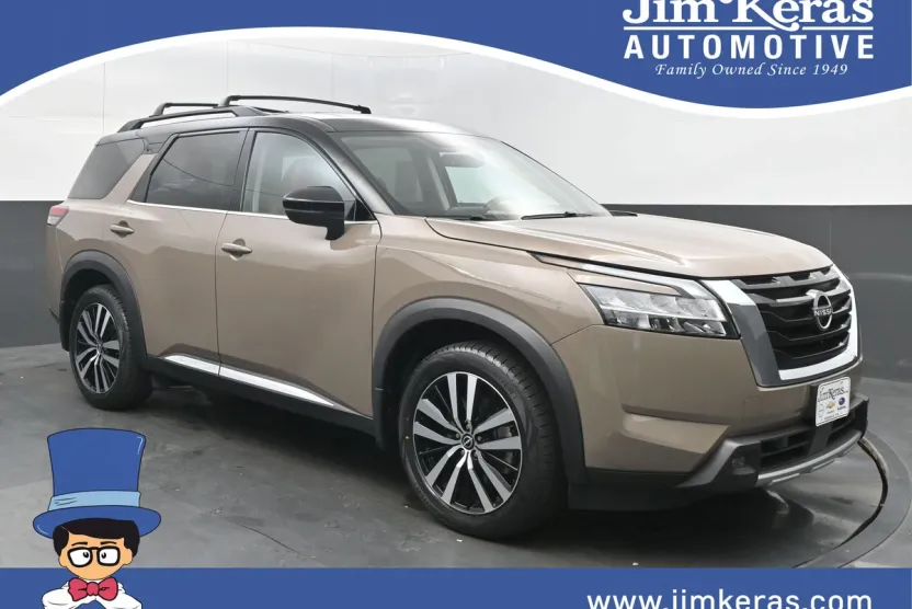 2023 Nissan Pathfinder Platinum photo 1