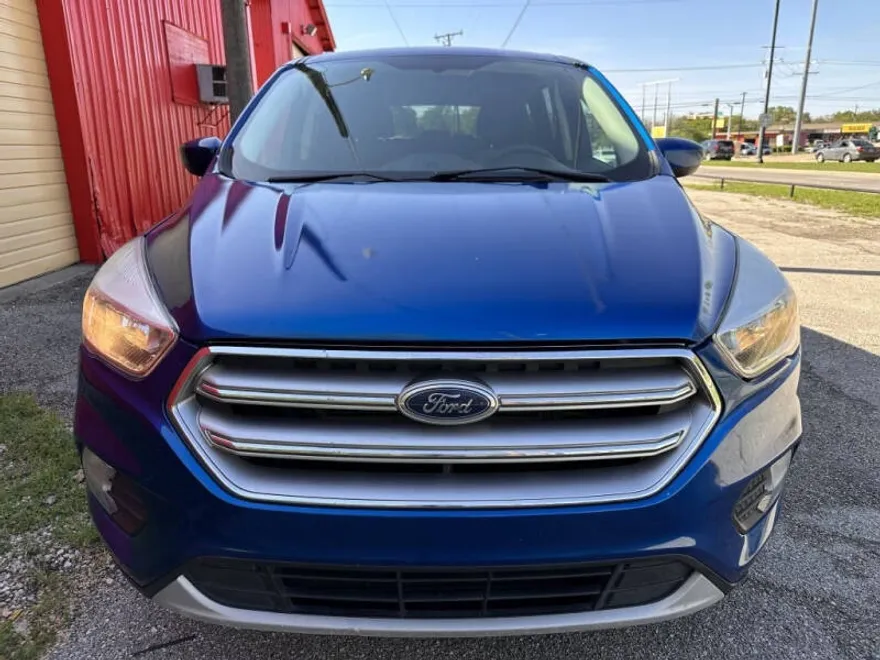 2017 Ford Escape SE photo 1