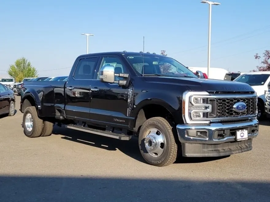 2025 Ford F-350 photo 1