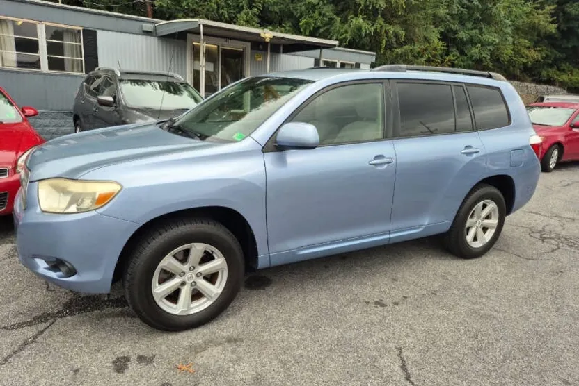 2008 Toyota Highlander Base photo 1