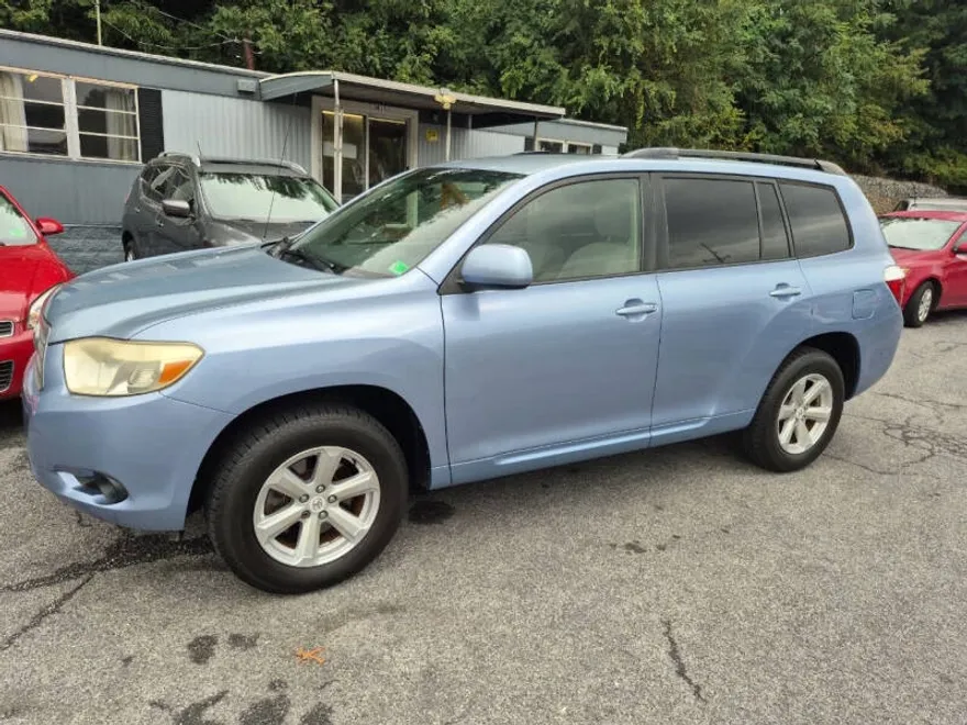 2008 Toyota Highlander Base photo 1