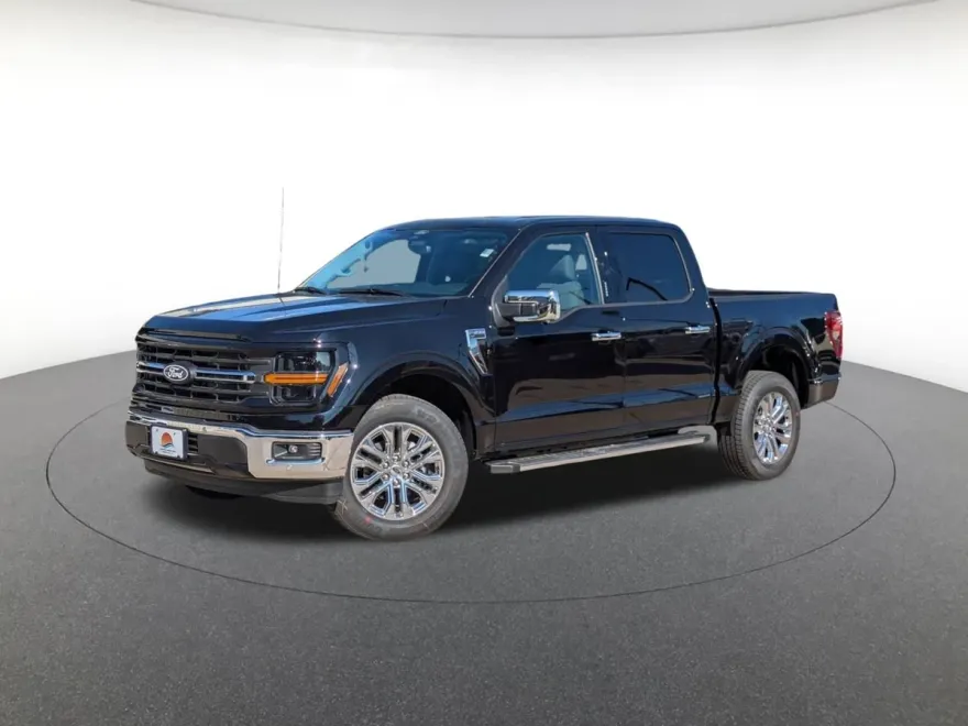 2024 Ford F-150 XLT photo 1