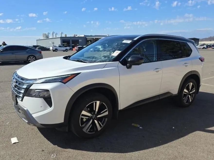 2024 Nissan Rogue SL photo 1