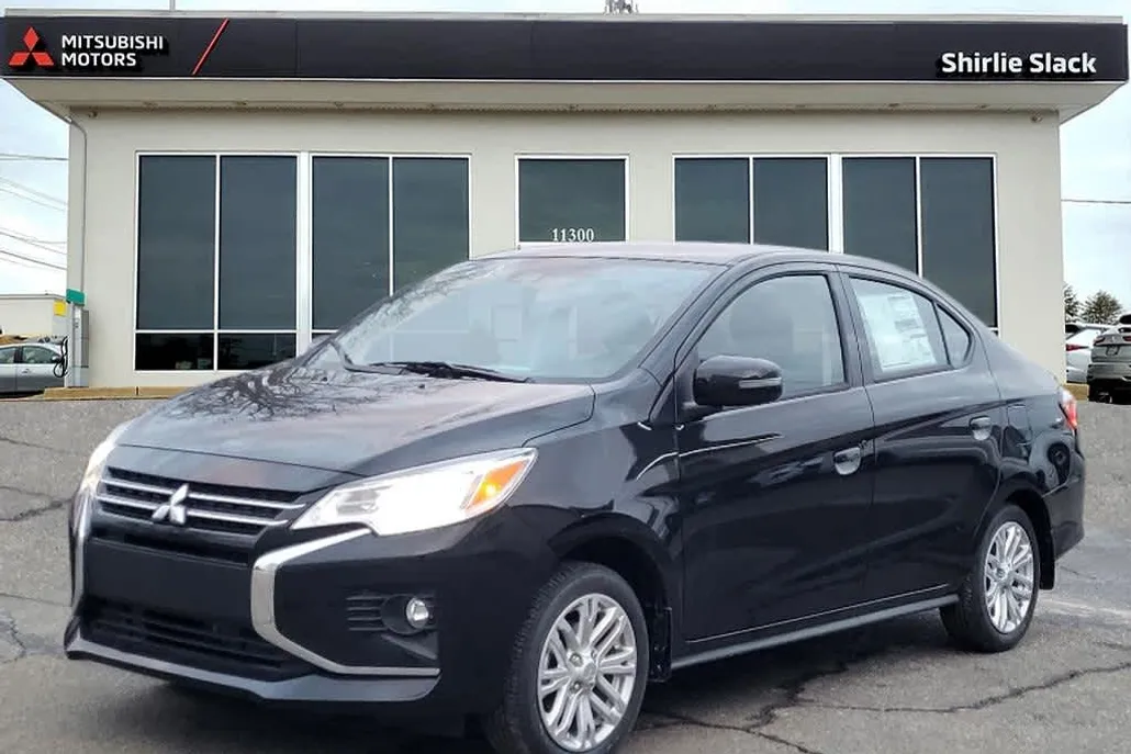 2024 Mitsubishi Mirage G4 SE photo 1