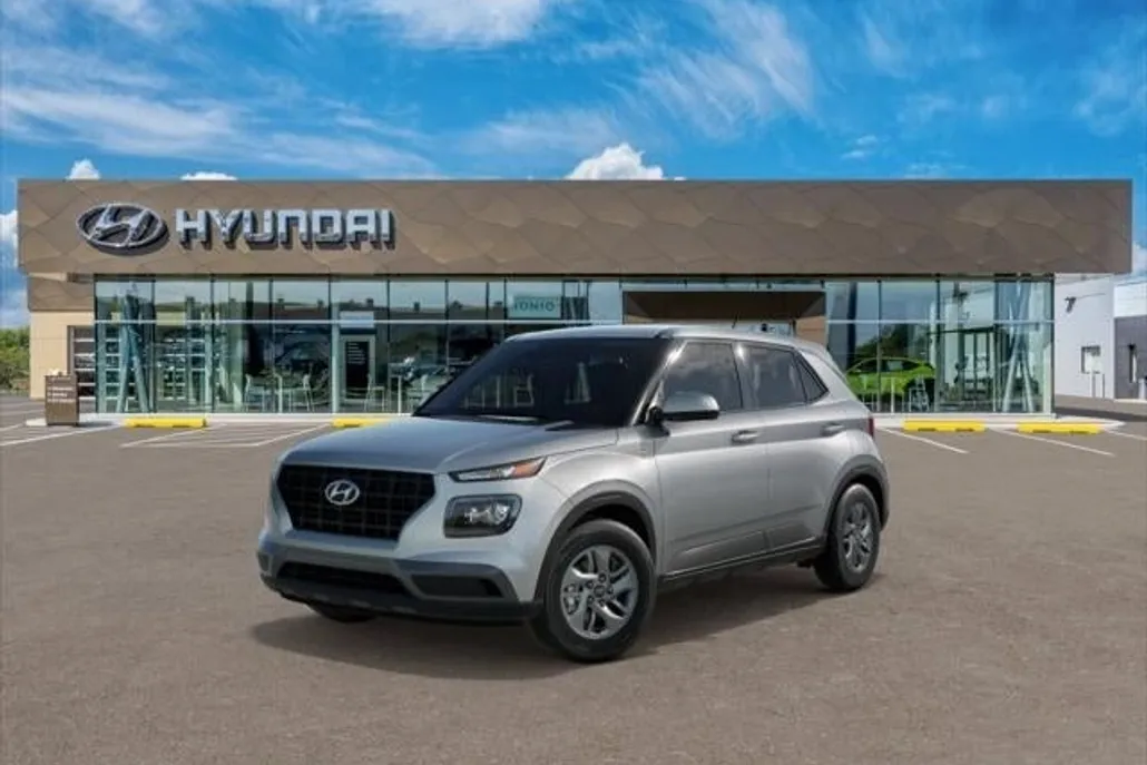 2025 Hyundai Venue SE photo 1