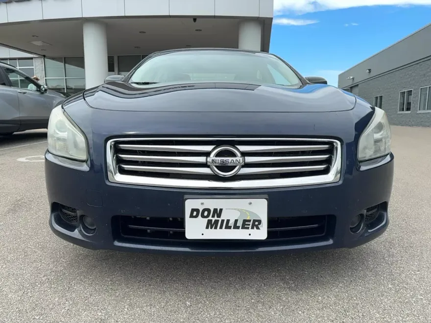 2013 Nissan Maxima S photo 1