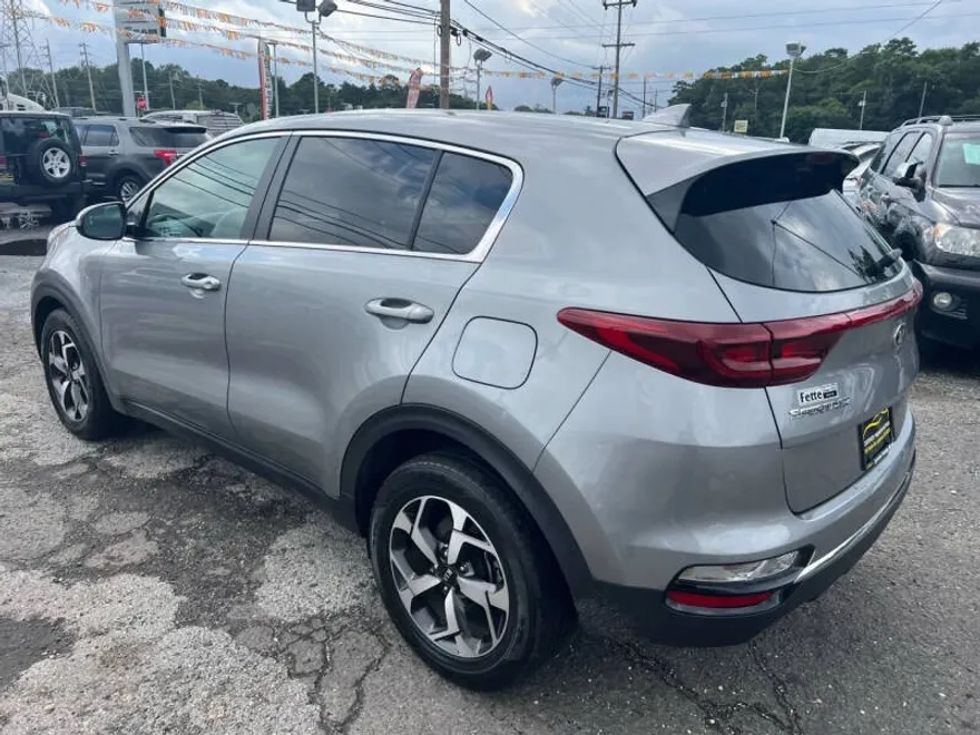 2021 Kia Sportage LX photo 1