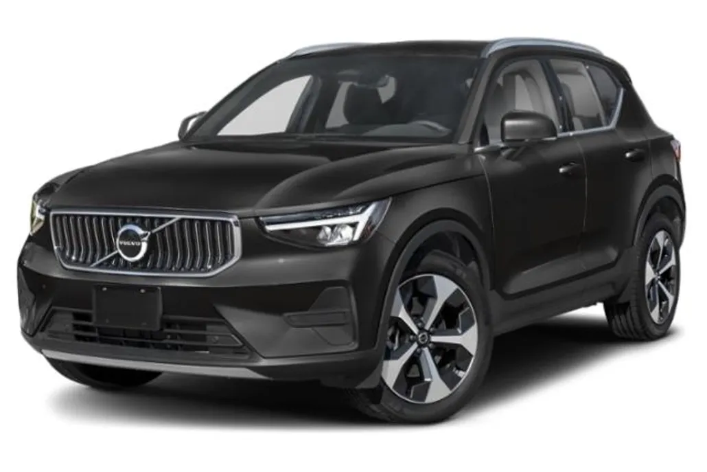 2025 Volvo XC40 photo 1