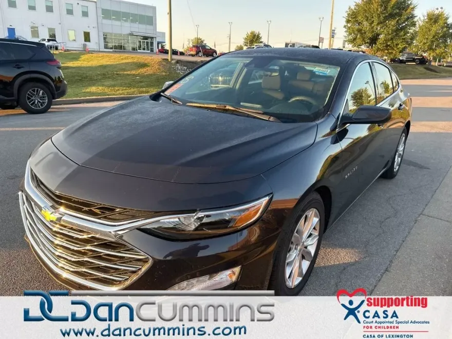 2023 Chevrolet Malibu 1LT photo 1