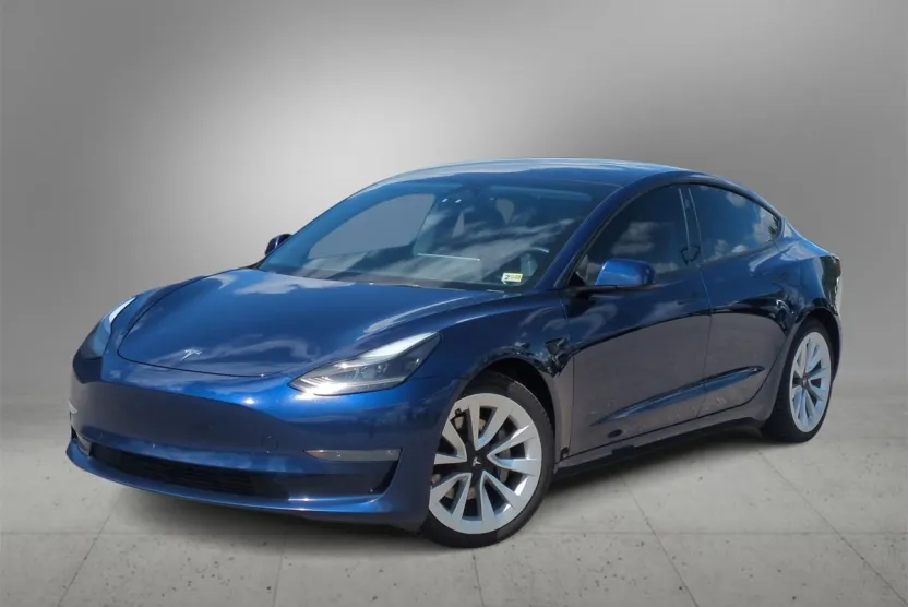 2022 Tesla Model 3 Long Range photo 1