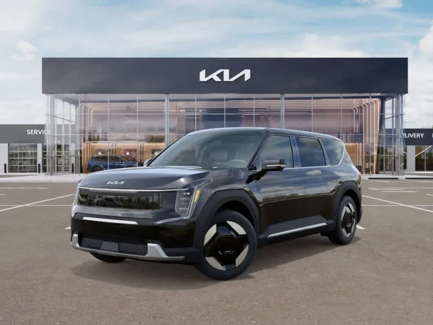 2026 Kia EV9 Light Long Range photo 1