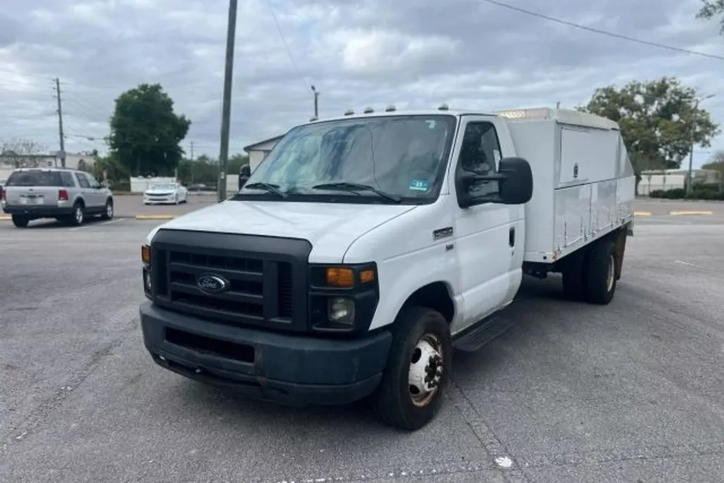 2012 Ford E-450 photo 1
